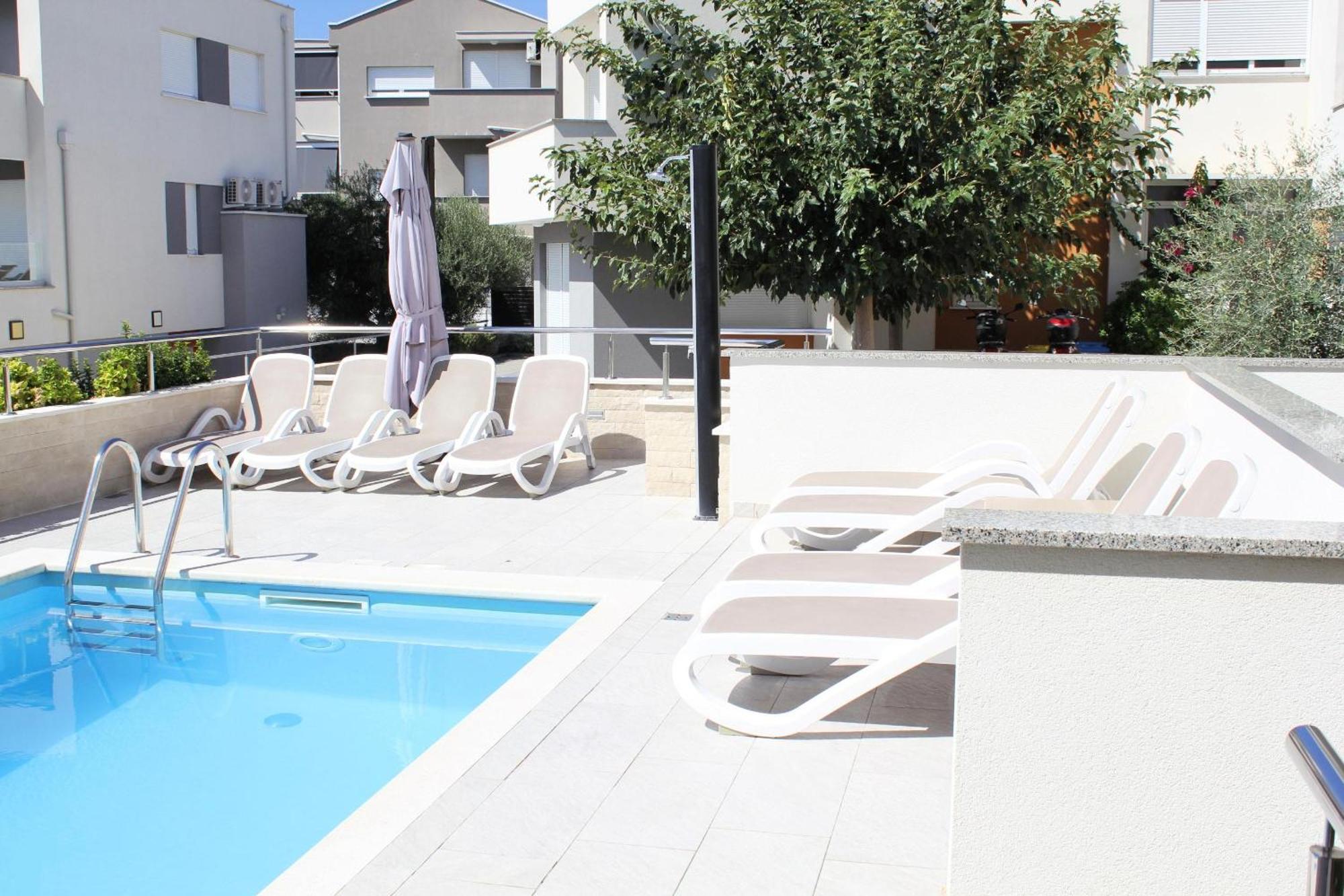 Villa Lumada Pool Apartments Novalja Exterior foto